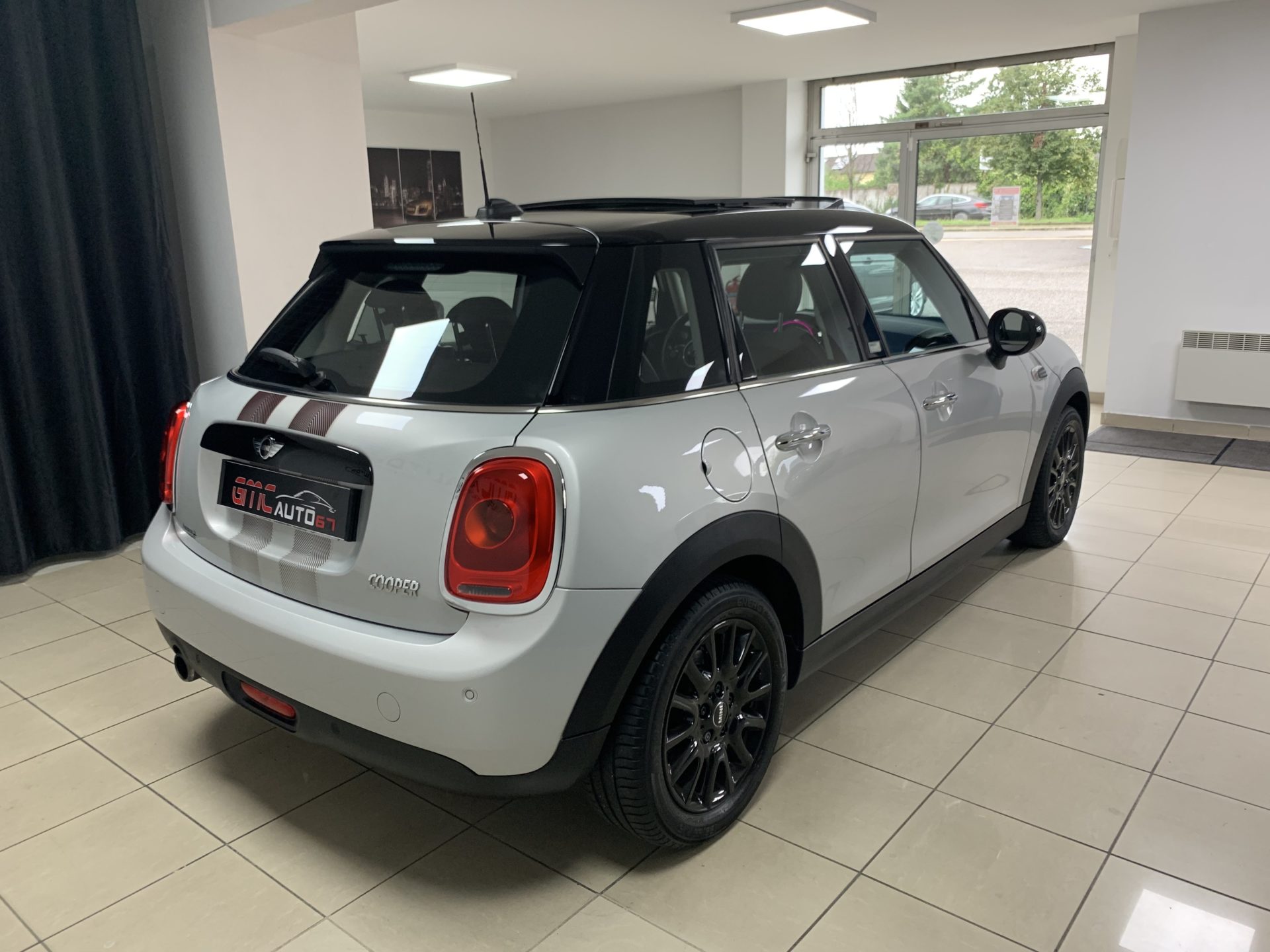 MINI F55 COOPER 136 EDITION SHOREDITCH - 2016 - GMC AUTO 67